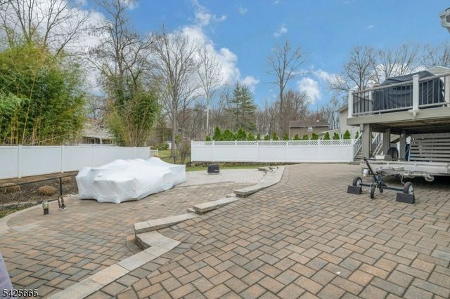 27 Howland Cir, West Caldwell Twp., NJ 07006