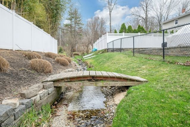 27 Howland Cir, West Caldwell Twp., NJ 07006