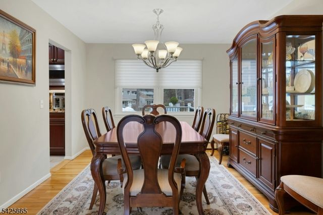 27 Howland Cir, West Caldwell Twp., NJ 07006