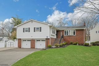 27 Howland Cir, West Caldwell Twp., NJ 07006
