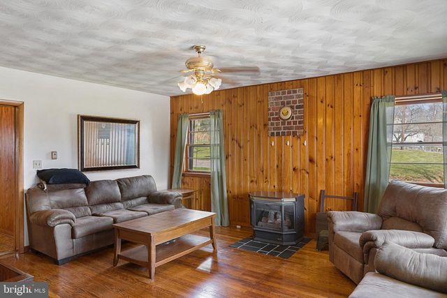 3223 SENEDO RD, Quicksburg, VA 22847