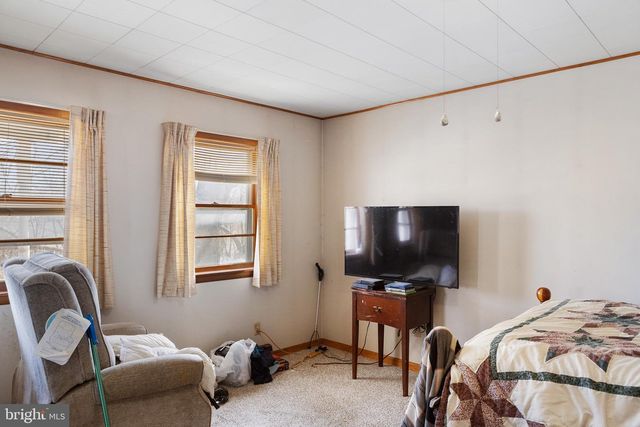 3223 SENEDO RD, Quicksburg, VA 22847