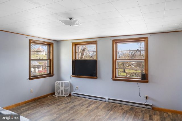 3223 SENEDO RD, Quicksburg, VA 22847