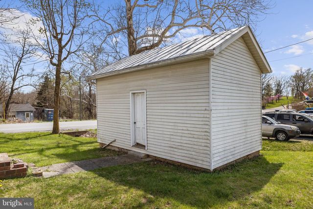 3223 SENEDO RD, Quicksburg, VA 22847