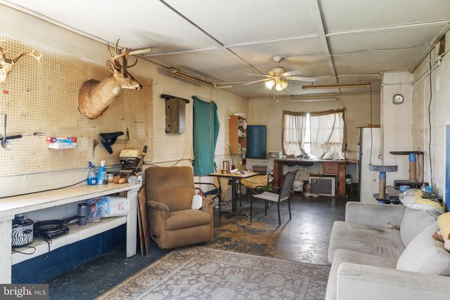 3223 SENEDO RD, Quicksburg, VA 22847