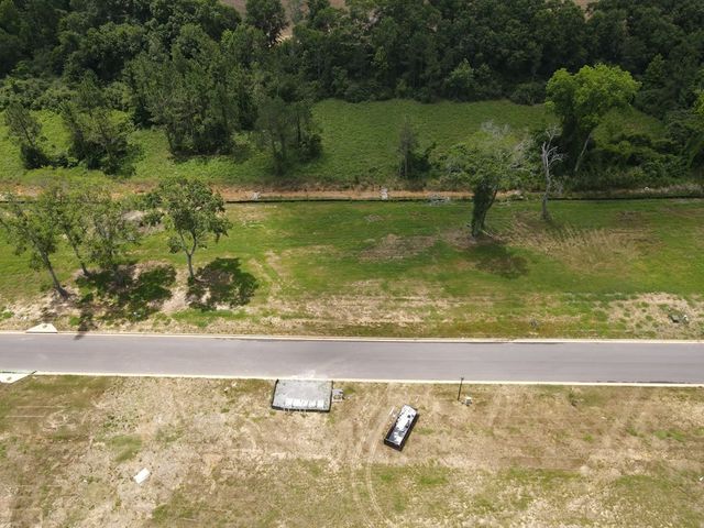 110 Golden Oaks Circle, Dothan, AL 36301