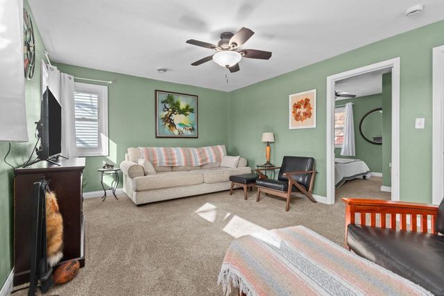 516 WINNEBAGO HEIGHTS, Neenah, WI 54956