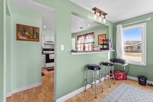 516 WINNEBAGO HEIGHTS, Neenah, WI 54956