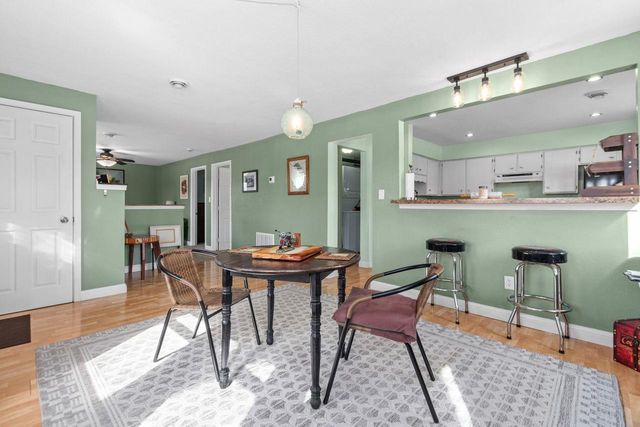 516 WINNEBAGO HEIGHTS, Neenah, WI 54956