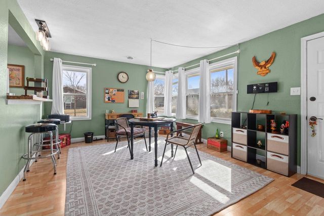 516 WINNEBAGO HEIGHTS, Neenah, WI 54956