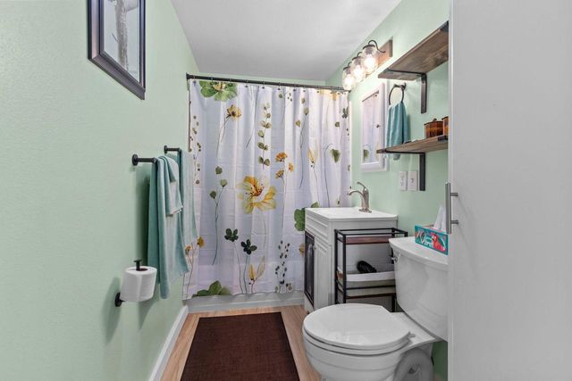 516 WINNEBAGO HEIGHTS, Neenah, WI 54956