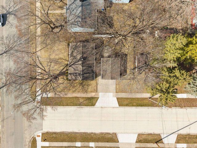 516 WINNEBAGO HEIGHTS, Neenah, WI 54956