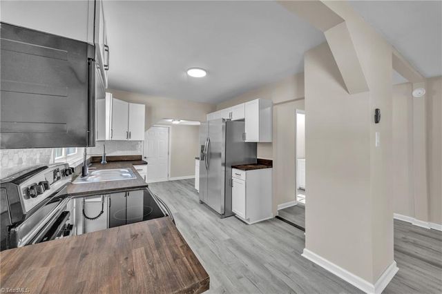 1125 Wilmington Avenue, Statesville, NC 28677