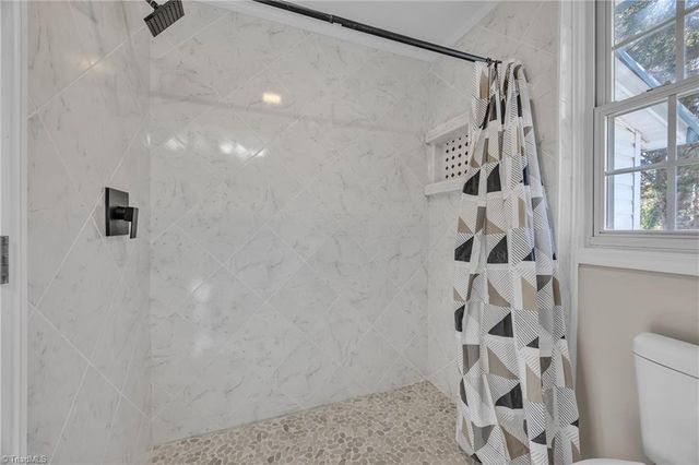 1125 Wilmington Avenue, Statesville, NC 28677