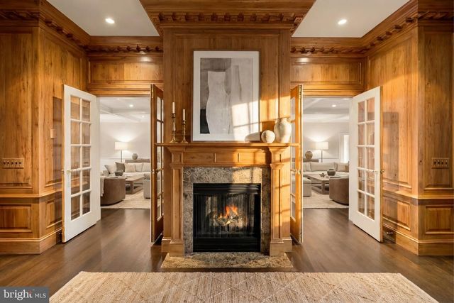 8509 COUNTRY CLUB DR, Bethesda, MD 20817