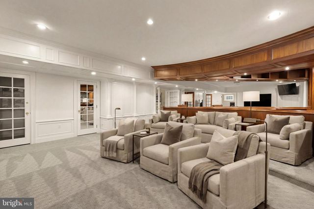 8509 COUNTRY CLUB DR, Bethesda, MD 20817