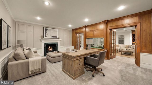 8509 COUNTRY CLUB DR, Bethesda, MD 20817