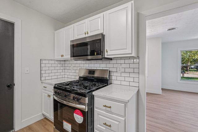 3283 Kingston Avenue, Grove City, OH 43123