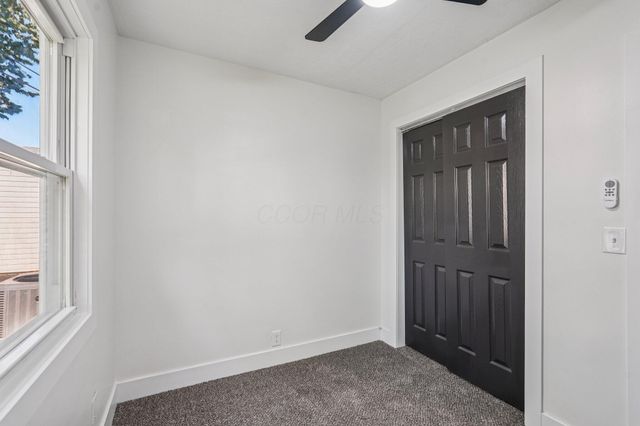 3283 Kingston Avenue, Grove City, OH 43123