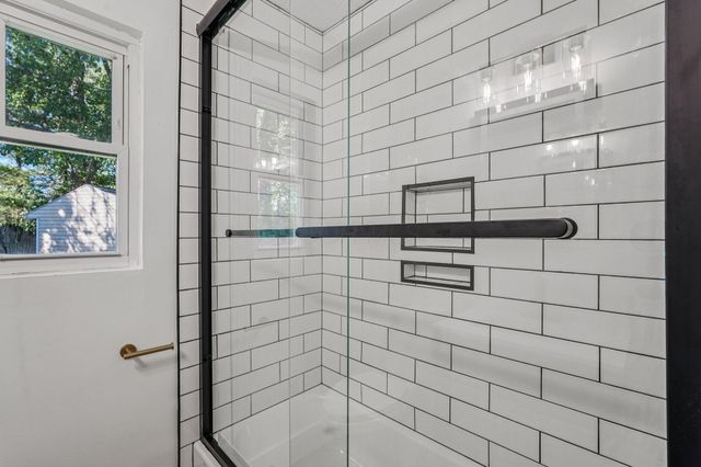 3283 Kingston Avenue, Grove City, OH 43123