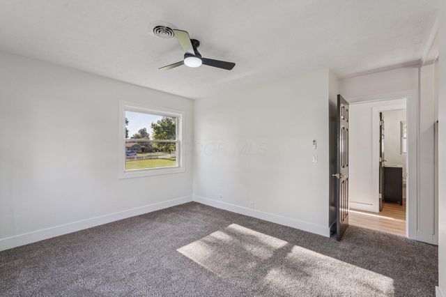 3283 Kingston Avenue, Grove City, OH 43123