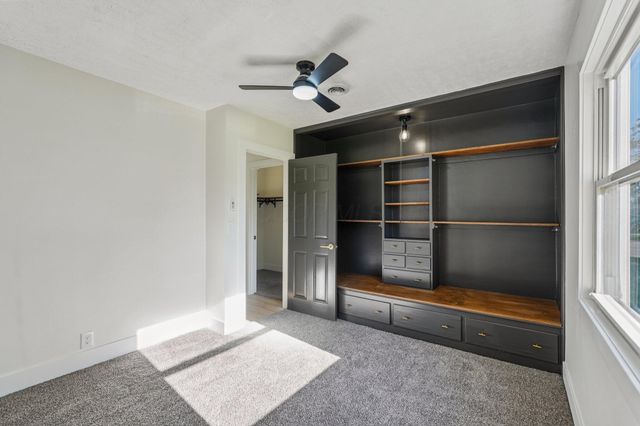 3283 Kingston Avenue, Grove City, OH 43123