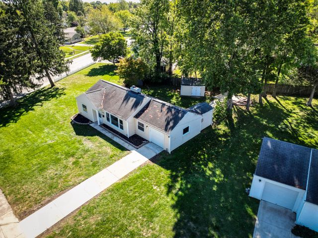 3283 Kingston Avenue, Grove City, OH 43123