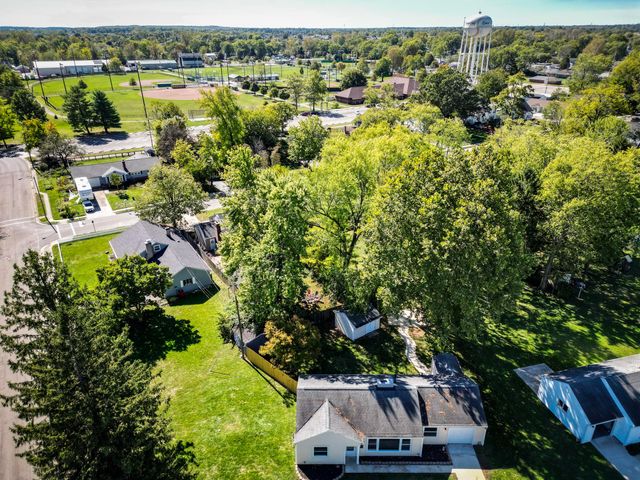 3283 Kingston Avenue, Grove City, OH 43123