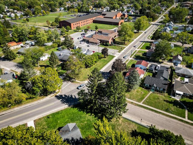 3283 Kingston Avenue, Grove City, OH 43123