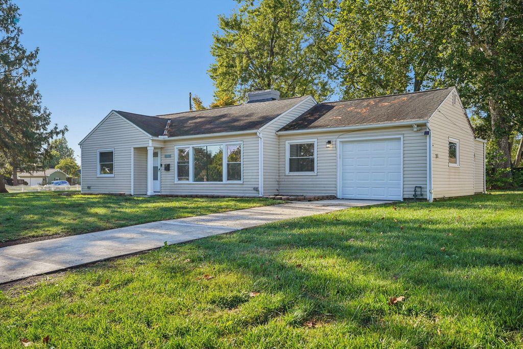 3283 Kingston Avenue, Grove City, OH 43123