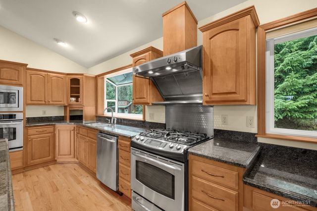 336 Big Hanaford Road, Centralia, WA 98531