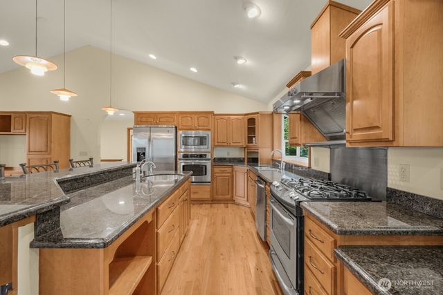 336 Big Hanaford Road, Centralia, WA 98531