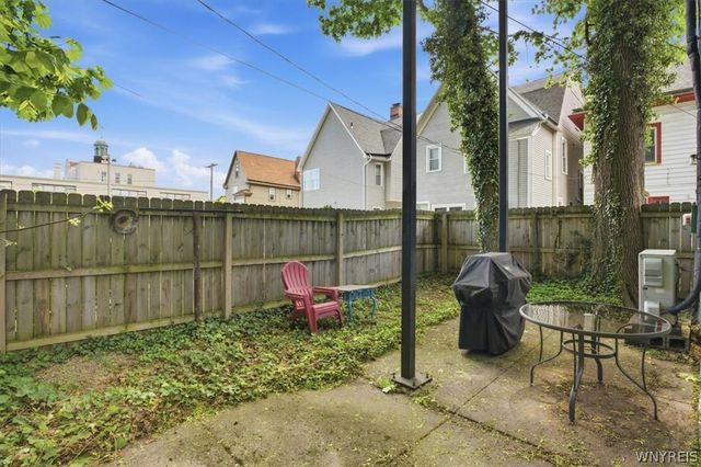 11 Cleveburn Place, Buffalo, NY 14222