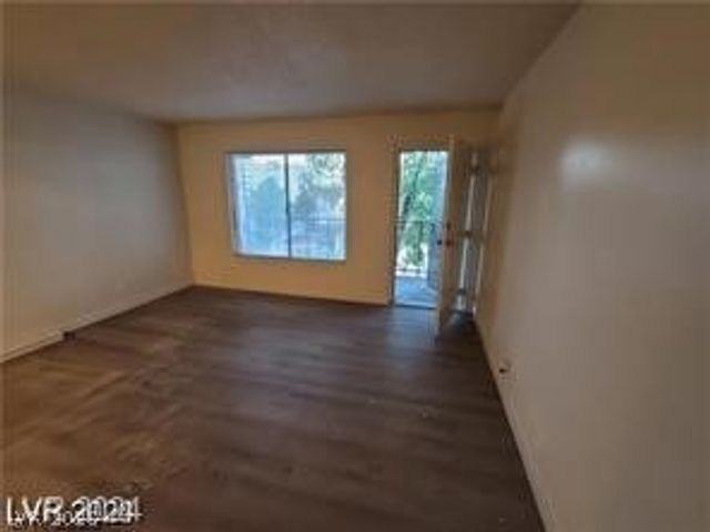 615 South Royal Crest Circle 10, Las Vegas, NV 89169