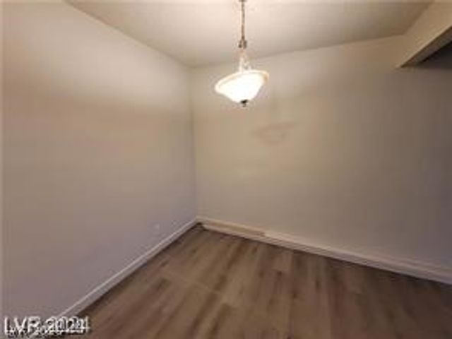 615 South Royal Crest Circle 10, Las Vegas, NV 89169