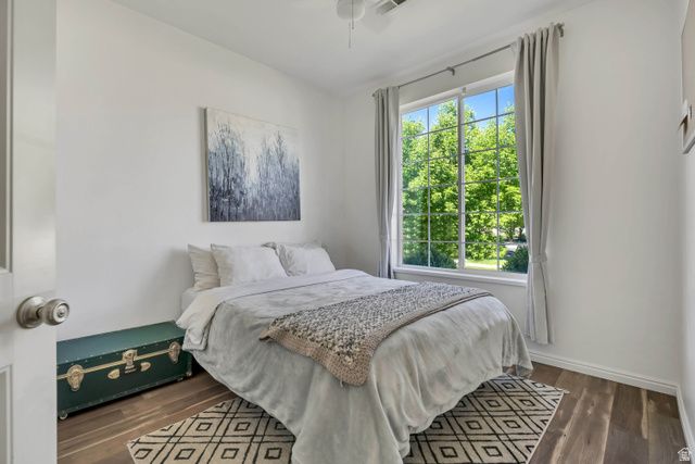 977 N FOX HOLLOW DR, North Salt Lake, UT 84054
