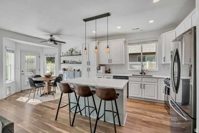 977 N FOX HOLLOW DR, North Salt Lake, UT 84054