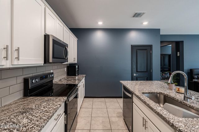 17329 W VIA DE LUNA Drive, Surprise, AZ 85387