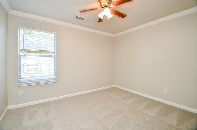 1614 Village Court Drive, Rosenberg, TX 77471