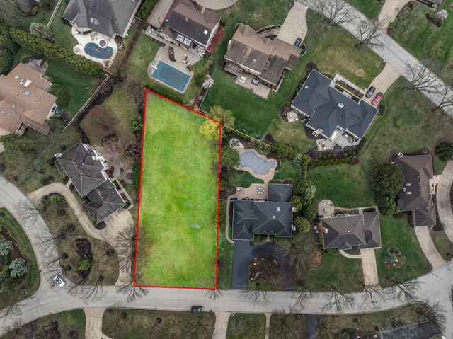 343 Hambletonian Drive, Oak Brook, IL 60523