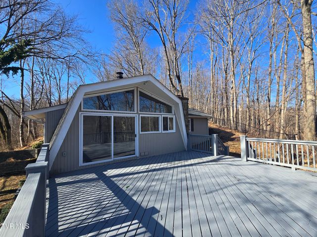 324 Upland Way, Bristol, TN 37620