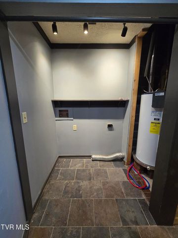 324 Upland Way, Bristol, TN 37620