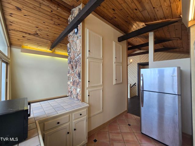 324 Upland Way, Bristol, TN 37620