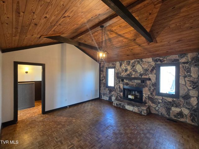 324 Upland Way, Bristol, TN 37620