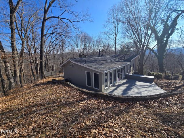 324 Upland Way, Bristol, TN 37620