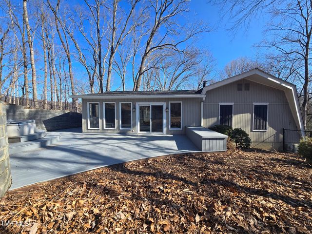 324 Upland Way, Bristol, TN 37620