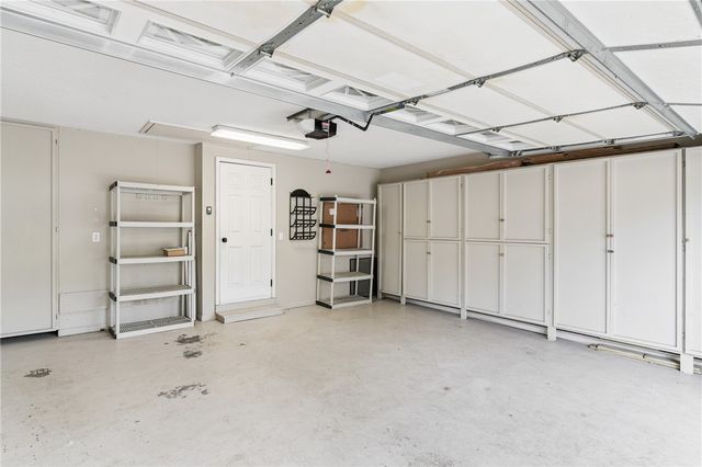 19 Bay Tree Court W, St Simons Island, GA 31522