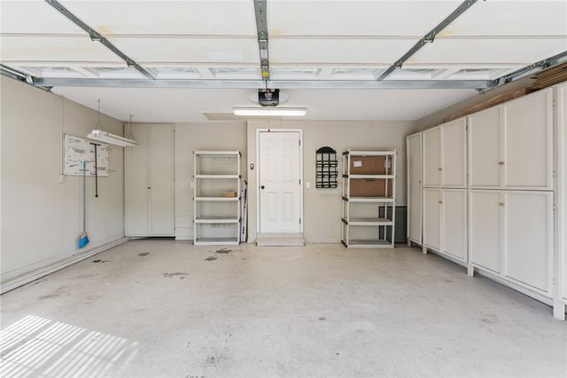 19 Bay Tree Court W, St Simons Island, GA 31522