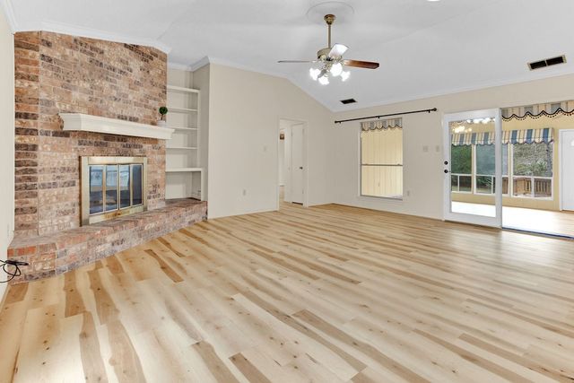 307 Easy Drive, Hideaway, TX 75771