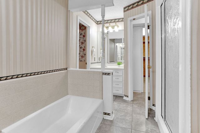 307 Easy Drive, Hideaway, TX 75771